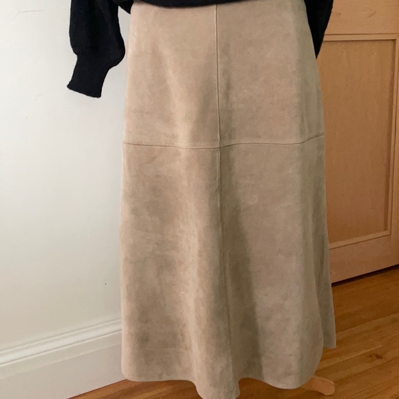 Vintage Sigrid Olsen Sage Green Suede Midi Skirt, Size 6 - Picture 6 of 16